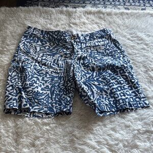 Lilly Pulitzer Blue and White The Chipper Short 10 inch inseam